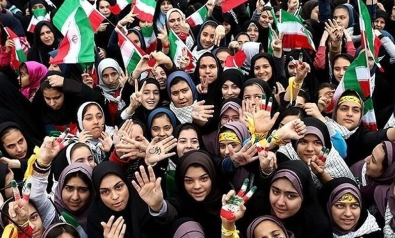 دعوت امور بانوان استانداری خوزستان از بانوان برای حضور در راهپیمایی ۲۲ بهمن