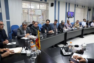 جلسه بررسی و رفع مشکلات آبی در شهرستان شادگان برگزار شد