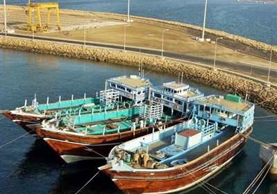توقیف ۳ فروند لنج در آب‌های خلیج فارس