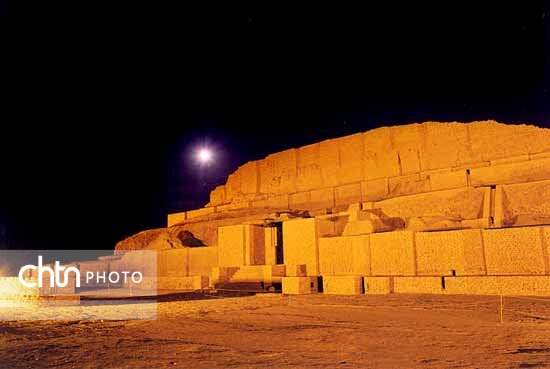 سند اولین اثر ثبت‌جهانی ایران به نام اداره‌کل میراث‌فرهنگی خوزستان زده شد