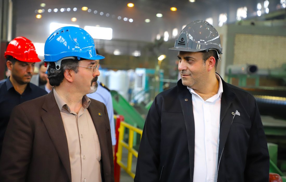 حضور اعضای ارشد صندوق بازنشستگی كشوری و مدیرعامل هلدینگ صبا انرژی در شركت لوله‌سازی اهواز