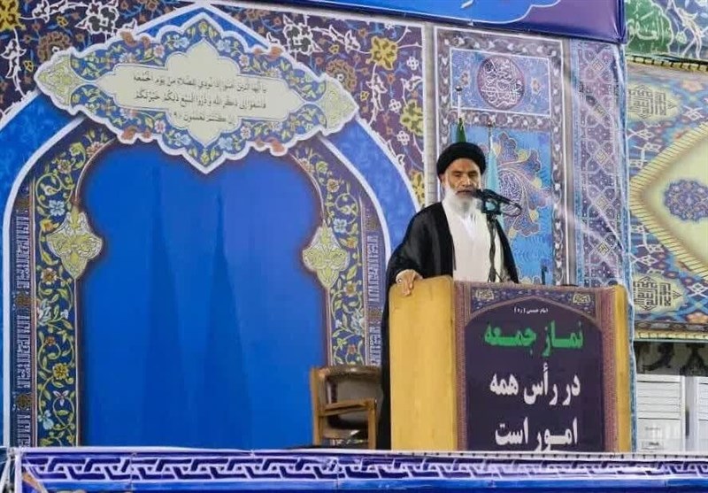 امام‌جمعه اهواز: مردم درگیر مشکلات‌اند، مسئولان باید وارد عمل شوند