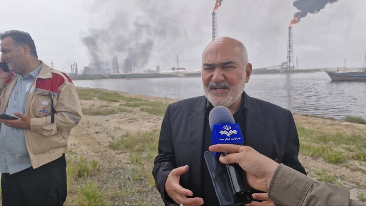 استاندار خوزستان: تصاعد دود در ماهشهر خطری را متوجه شهروندان نمی‌کند
