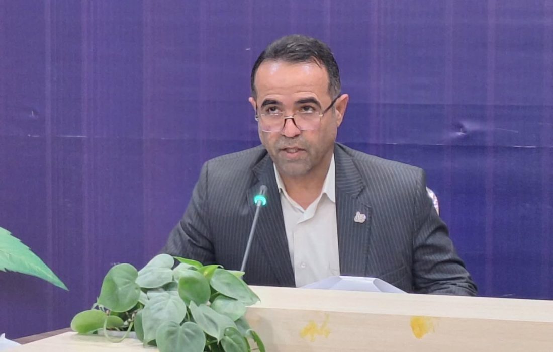 رئیس اداره آموزش و پرورش شهرستان باغملک در جلسه شورای اداره آموزش و پرورش ؛ رتبه اول استان در صدور اسناد املاک آموزش و پرورش هستیم