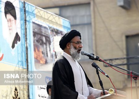 امام جمعه اهواز: هیمنه نظامی آمریکا در منطقه شکسته شده است