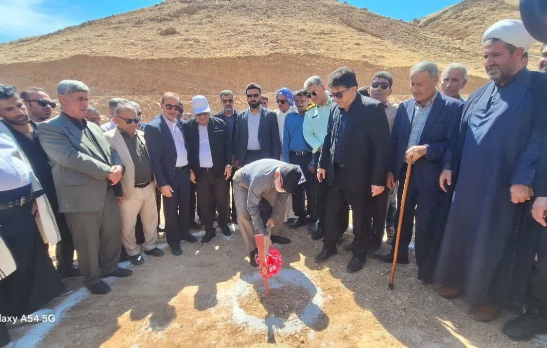 تداوم خدمت در جوار تاسیسات؛ آغاز عملیات ترمیم و بهسازی محور مواصلاتی ابوالفارس با حمایت شرکت نفت و گاز آغاجاری
