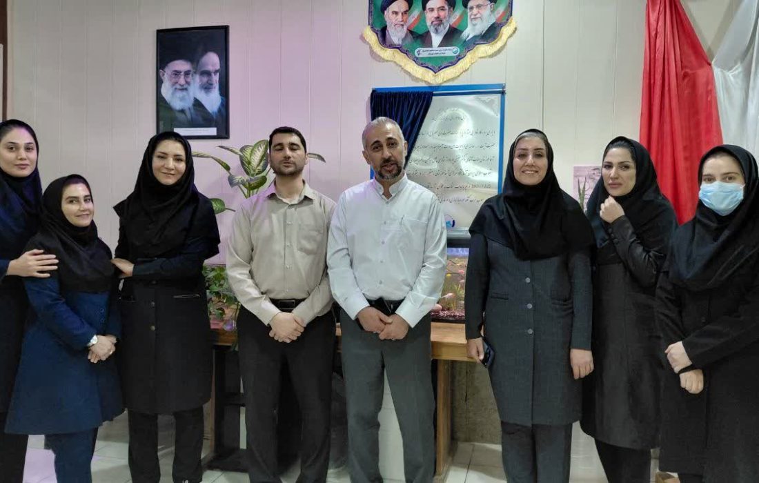 بازدید معاون منابع انسانی و مدیر امور کارکنان از آزمایشگاه مرکزی آبفا خوزستان