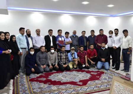 مراسم تجلیل از خبرنگاران و اصحاب رسانه شهرستان های ایذه و باغملک توسط شرکت سینا صنعت ایذه به مدیریت احمدپور برگزار شد