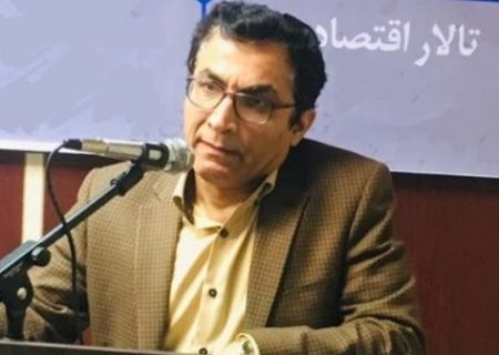 در رقابت نابرابر با رسانه های دولتی،باید دست بخش خصوصی را گرفت