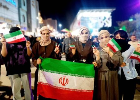 شب‌های ایستادگی در خوزستان/پیوند ناگسستنی «میدان» و «خیابان» در مقابله با توطئه دشمن