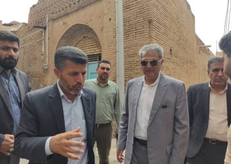 بازدید معاون وزیر راه و شهرسازی از بافت تاریخی دزفول
