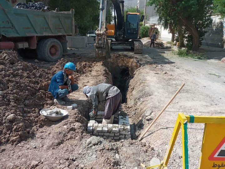 آبفای خوزستان در مسیر بهبود شبکه فاضلاب کیانآباد/ اجرای خط جدید با همکاری شهرداری